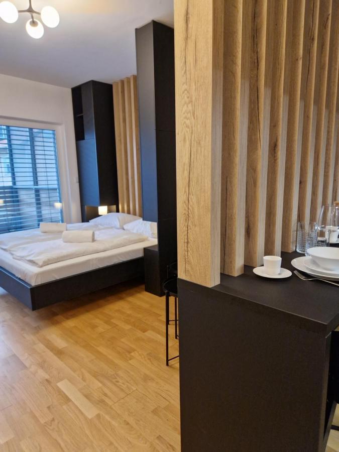 Bed & Breakfast Rezidenca Pipanova Любляна Экстерьер фото